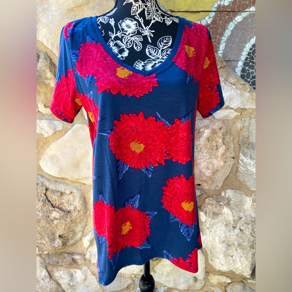 Lularoe Christy T Size Medium M